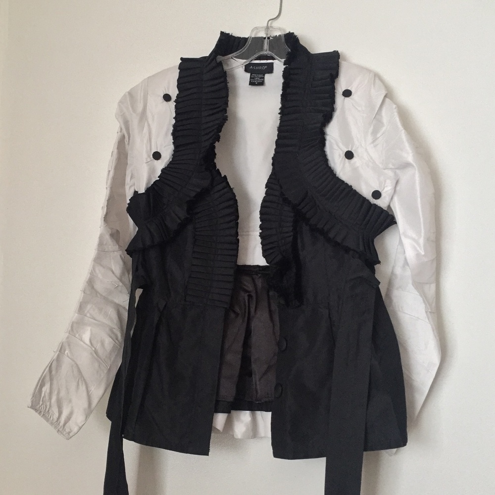 Ashro tuxedo black and white satin ruffle gathered covered buttons top size 8